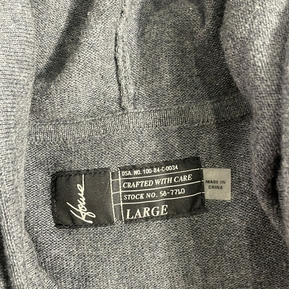 Howe Men’s zip-up and button-up jacket with hoodie attached inside Size Large - Picture 2 of 7